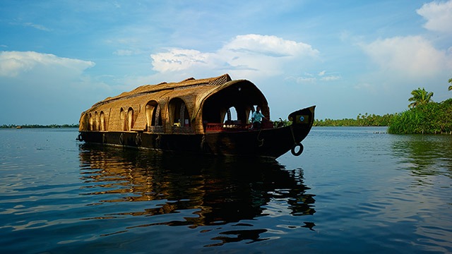 house boat