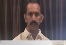 കാര്യവട്ടം പേരൂരില് യുവാവിനെ കാറിനുള്ളിൽ മരിച്ച നിലയില് കണ്ടെത്തി; ചെമ്പഴന്തി അണിയൂർ സ്വദേശി രാജീവ് (50) ആണ് മരിച്ചത്