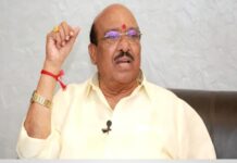 വെള്ളാപ്പള്ളി നടേശന് പത്മഭൂഷൺ നൽകിയ സംഭവം; വിഷത്തിൽ ഇടപെടാനാവില്ലെന്ന് ഹൈക്കോടതി